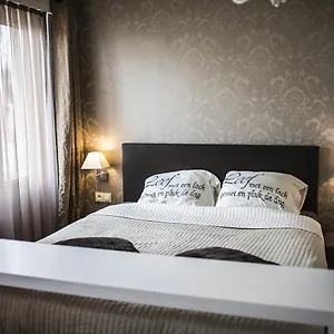 2* Alojamento de Acomodação e Pequeno-almoço A Dream & Massages