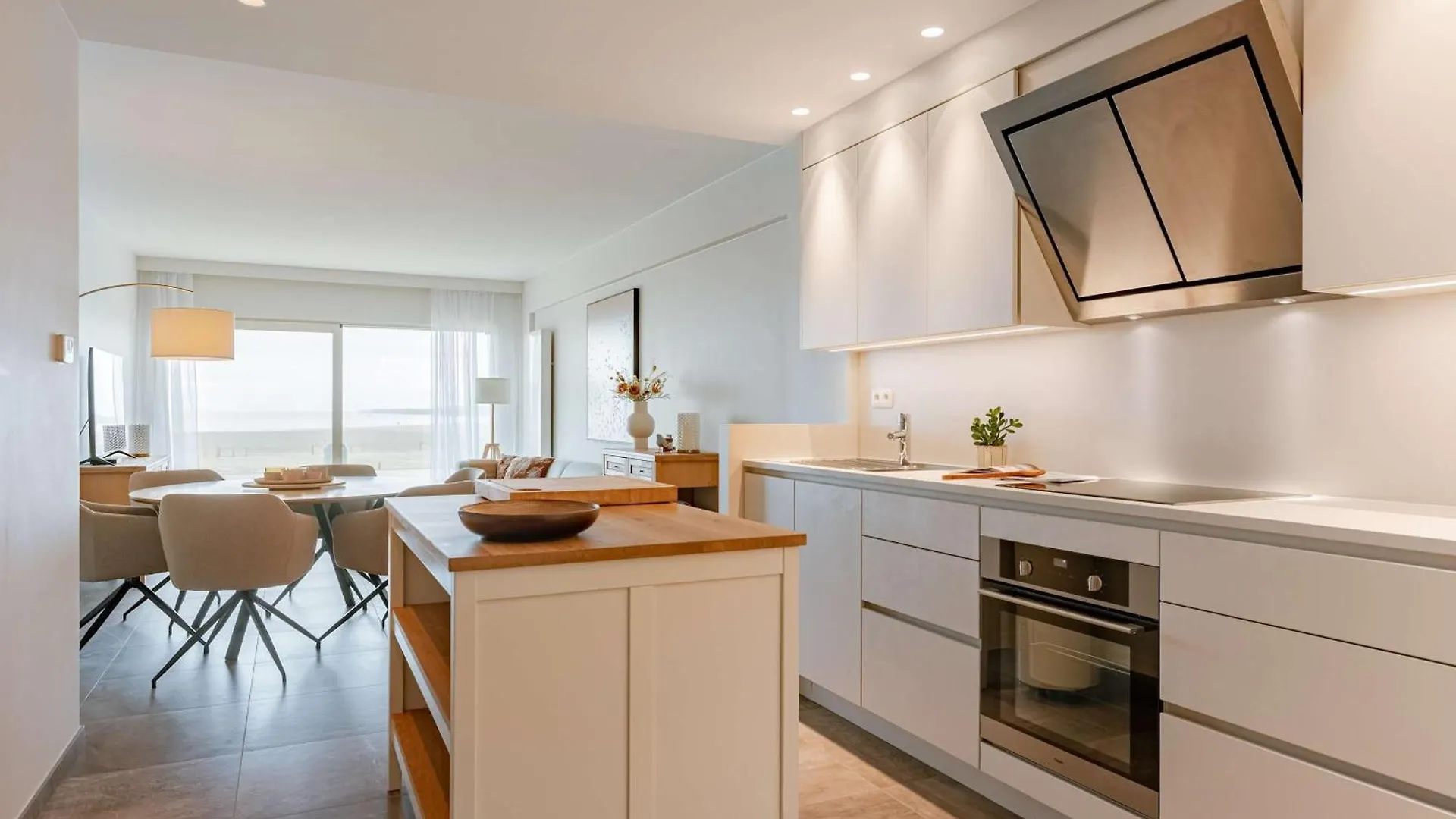 Huswell - Seaview Apartment With Spacious Terrace In Zeebrugge