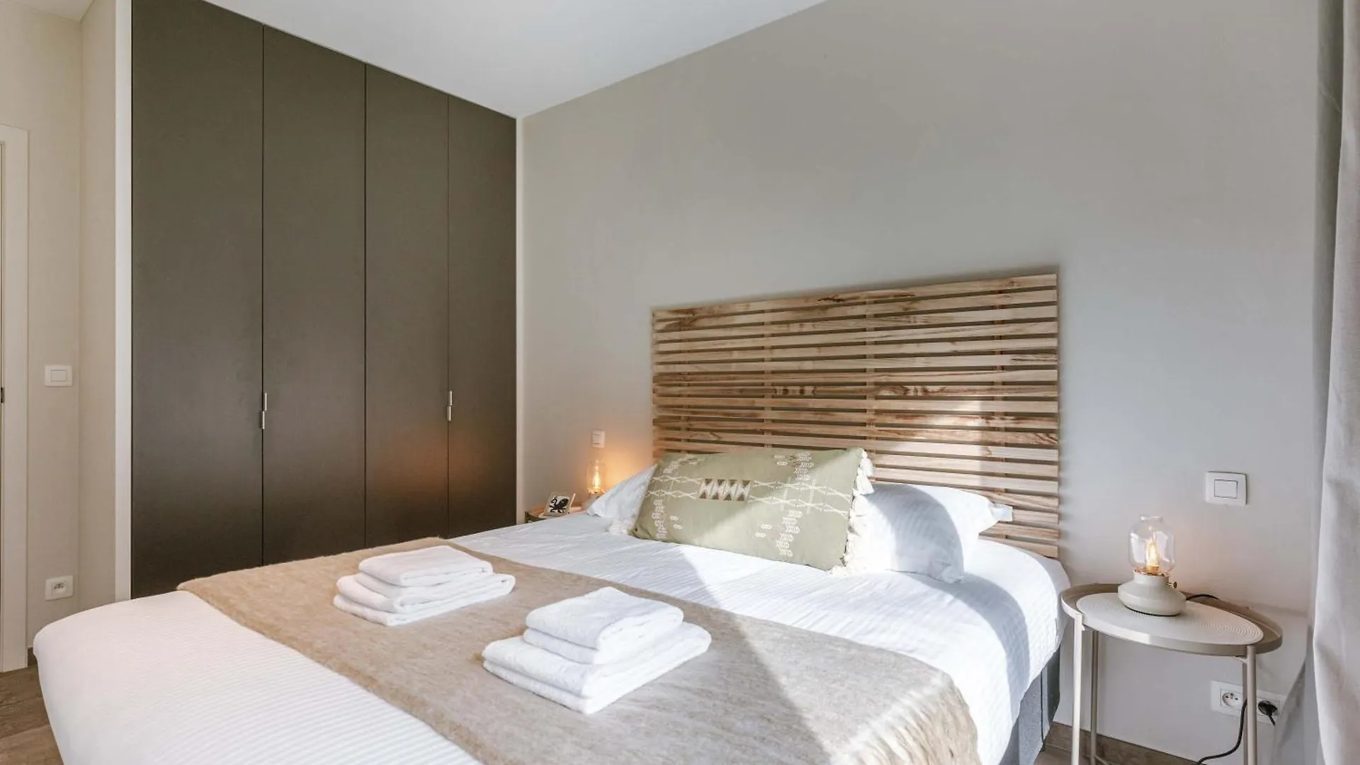Huswell - Seaview Apartment With Spacious Terrace In Zeebrugge 0*, Bruges